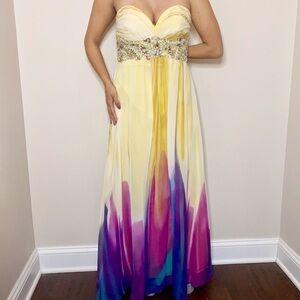 Camille La Vie Jeweled Embroidered Yellow Color Cascading Formal Dress Size 2‎